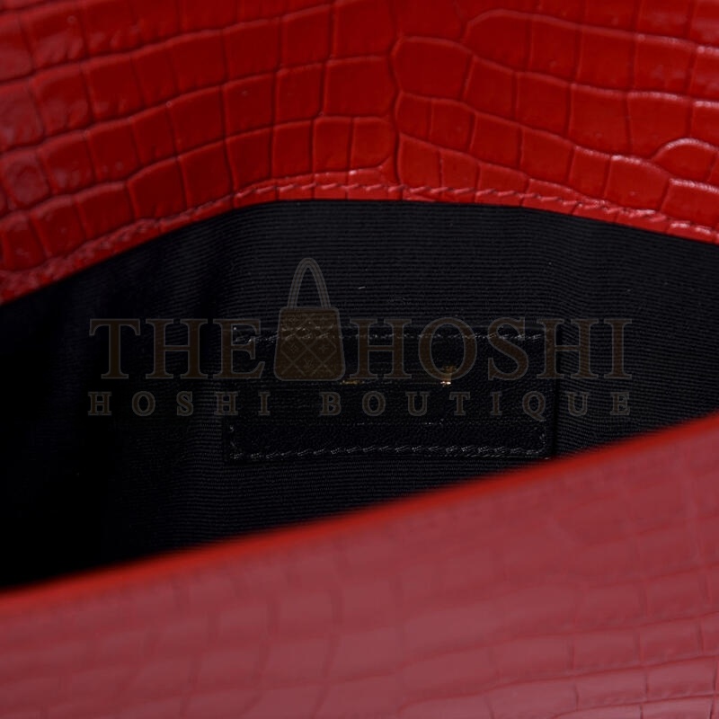 Y51 UPTOWN POUCH IN CROCODILE-EMBOSSED SHINY LEATHER 565739607072 (27*16*2cm) Master Quality